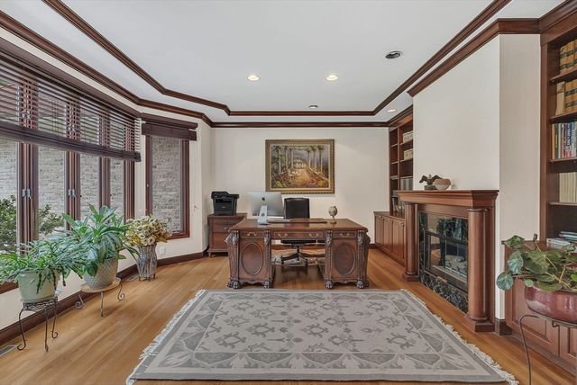 784 Strawberry Hill Rd, Concord, MA 01742