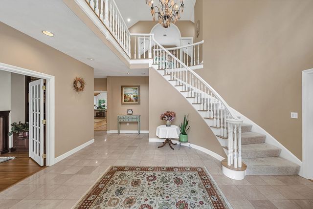 784 Strawberry Hill Rd, Concord, MA 01742