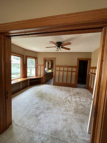 1011 6th Avenue, Mountain Lake, MN 56159