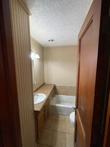 1011 6th Avenue, Mountain Lake, MN 56159