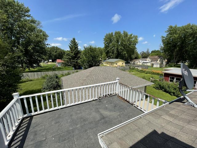 1011 6th Avenue, Mountain Lake, MN 56159