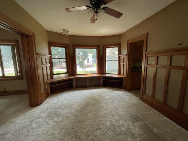 1011 6th Avenue, Mountain Lake, MN 56159