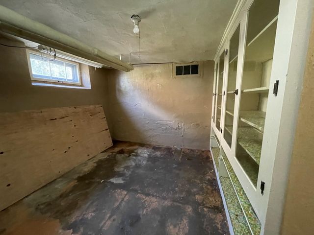 1011 6th Avenue, Mountain Lake, MN 56159