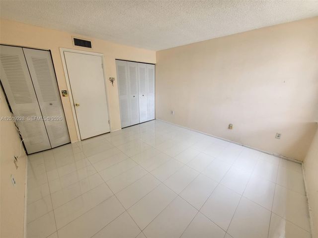 10801 SW 109th Court D305, Miami, FL 33176