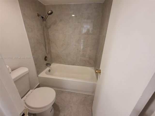 10801 SW 109th Court D305, Miami, FL 33176