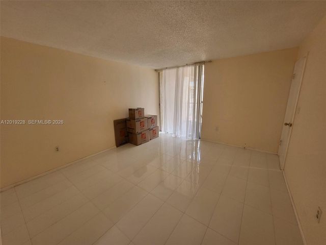 10801 SW 109th Court D305, Miami, FL 33176