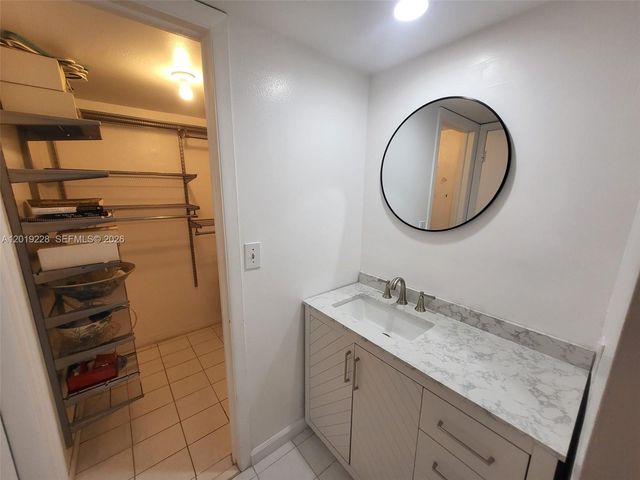 10801 SW 109th Court D305, Miami, FL 33176