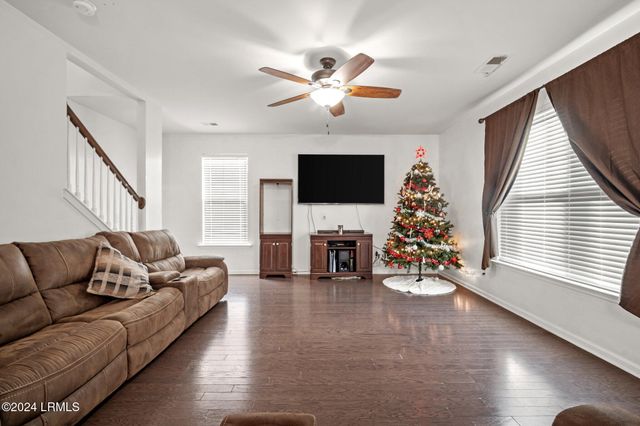 37 Kings Cross Court, Beaufort, SC 29902