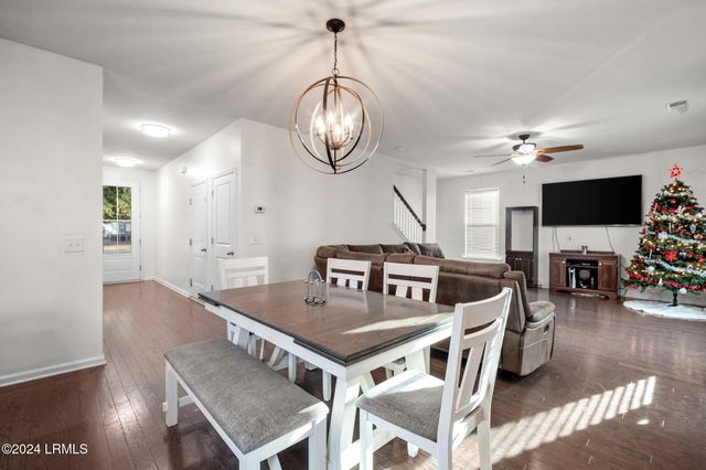 37 Kings Cross Court, Beaufort, SC 29902