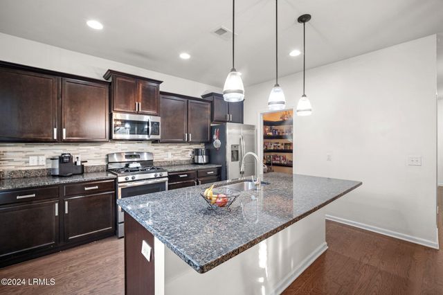 37 Kings Cross Court, Beaufort, SC 29902