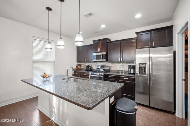 37 Kings Cross Court, Beaufort, SC 29902