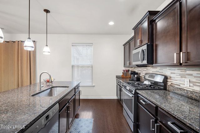 37 Kings Cross Court, Beaufort, SC 29902