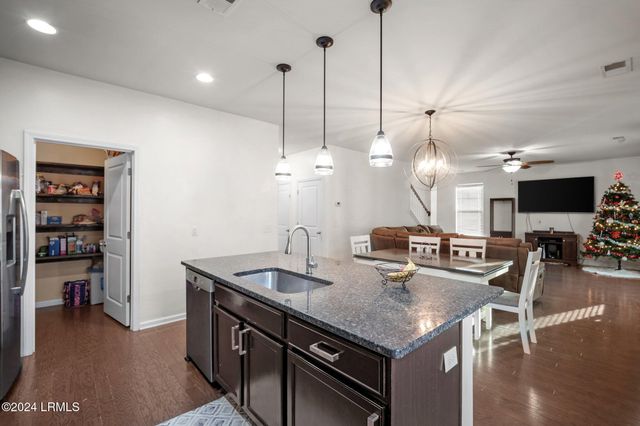 37 Kings Cross Court, Beaufort, SC 29902