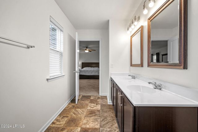 37 Kings Cross Court, Beaufort, SC 29902