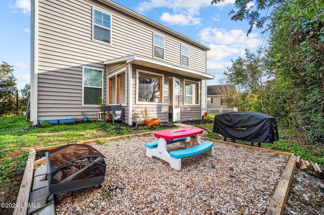 37 Kings Cross Court, Beaufort, SC 29902