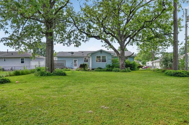 576 Pioneer Road, Waterloo, IA 50701