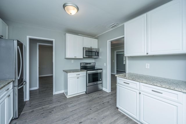 2881 Charlene Drive, North Charleston, SC 29405