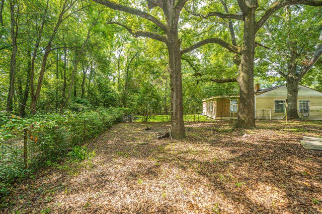 2881 Charlene Drive, North Charleston, SC 29405
