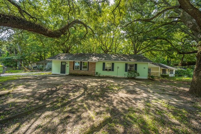 2881 Charlene Drive, North Charleston, SC 29405