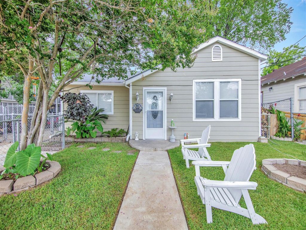 5207 Mccormick Street, Houston, TX 77023
