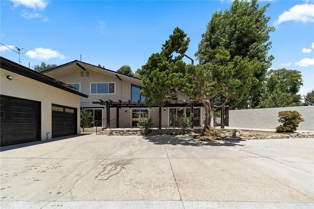 2332 8th, La Verne, CA 91750