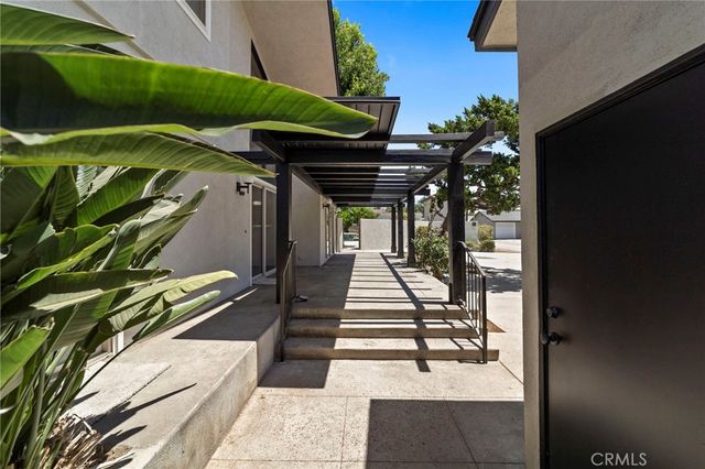 2332 8th, La Verne, CA 91750