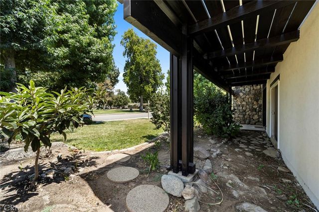 2332 8th, La Verne, CA 91750