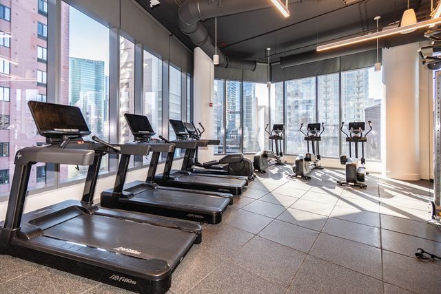 350 N Canal Street 2409, Chicago, IL 60606