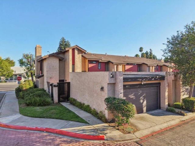 140 E El Norte Pkwy 44, Escondido, CA 92026