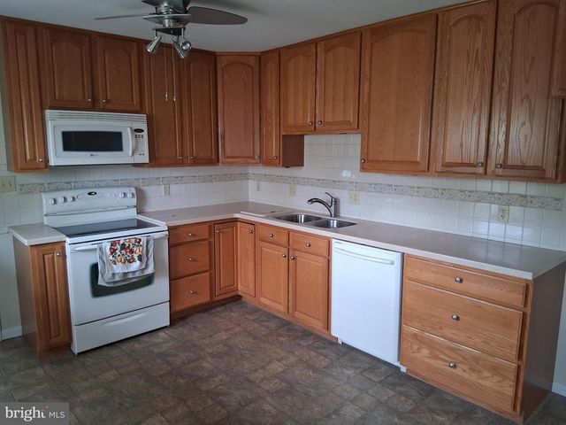 2014 RANDALL RD, Enola, PA 17025