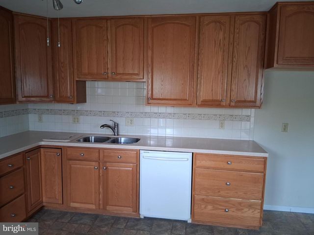 2014 RANDALL RD, Enola, PA 17025