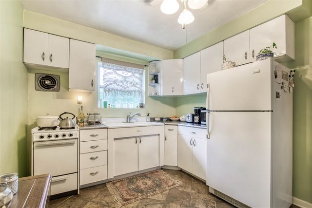 3025 E Main Street, Kalamazoo, MI 49048