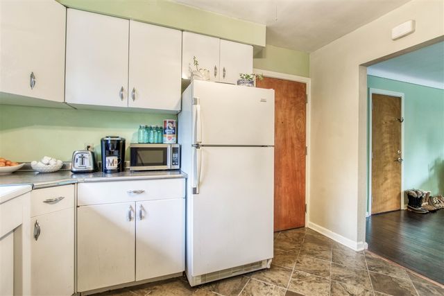 3025 E Main Street, Kalamazoo, MI 49048