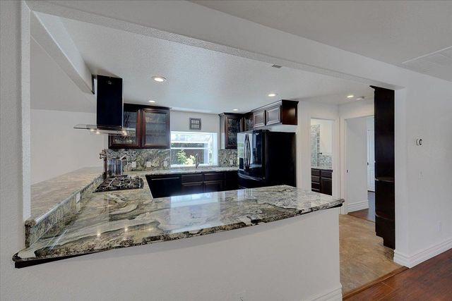 5078 Western Ave, Olivehurst, CA 95961