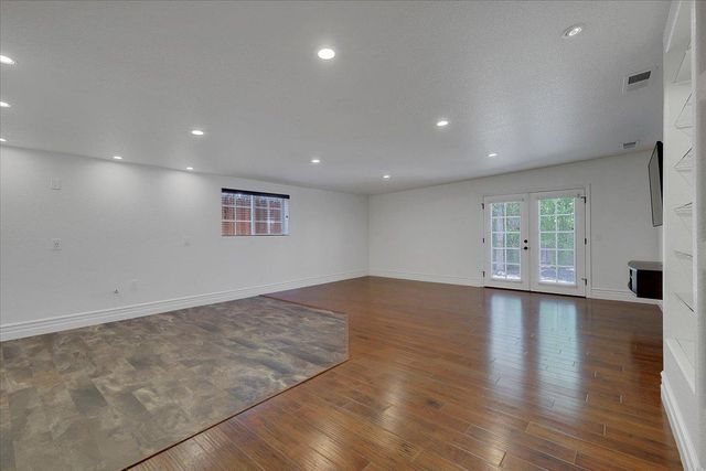 5078 Western Ave, Olivehurst, CA 95961