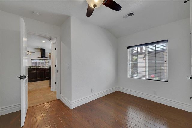 5078 Western Ave, Olivehurst, CA 95961
