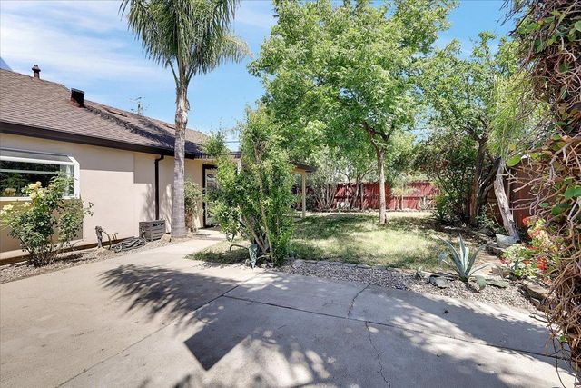 5078 Western Ave, Olivehurst, CA 95961