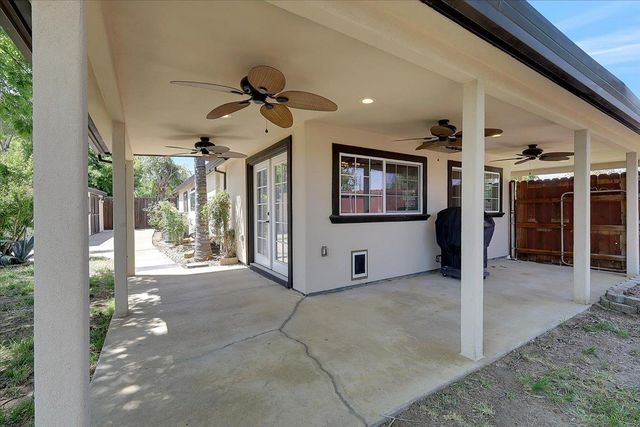 5078 Western Ave, Olivehurst, CA 95961