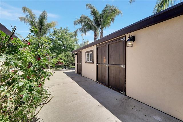5078 Western Ave, Olivehurst, CA 95961
