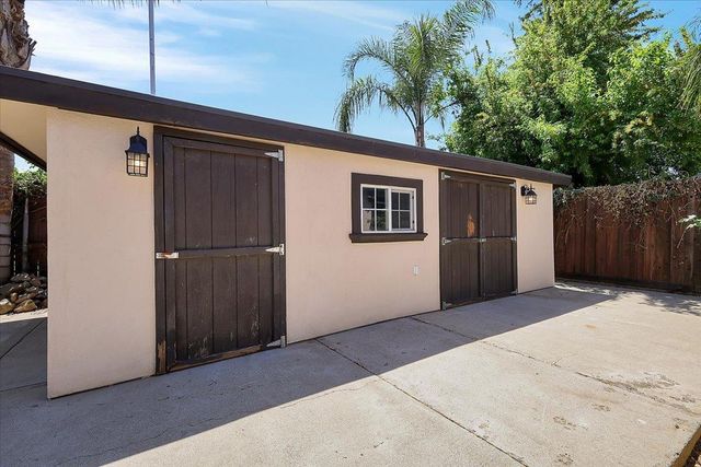 5078 Western Ave, Olivehurst, CA 95961