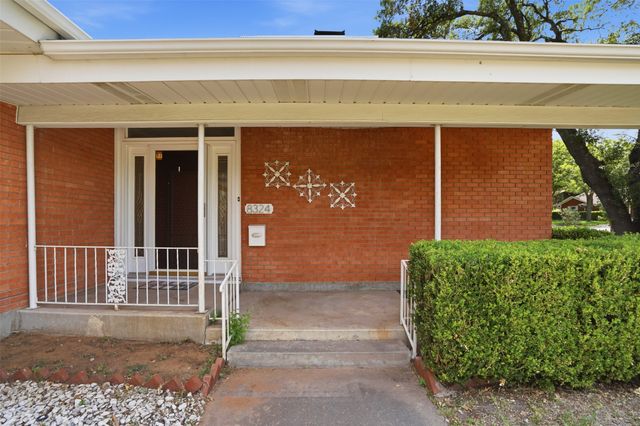 8324 Doreen Avenue, Fort Worth, TX 76116
