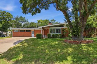 8324 Doreen Avenue, Fort Worth, TX 76116