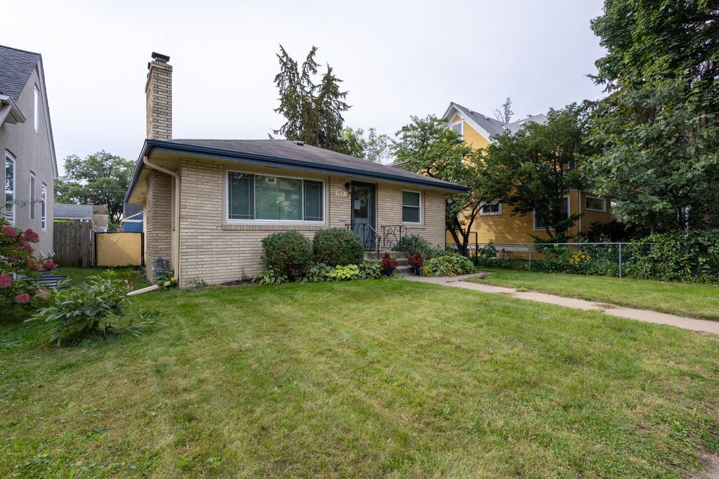 772 Maryland Avenue E, Saint Paul, MN 55106
