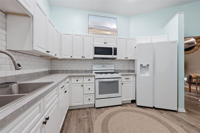 2022 SW 70TH TERRACE, Gainesville, FL 32607