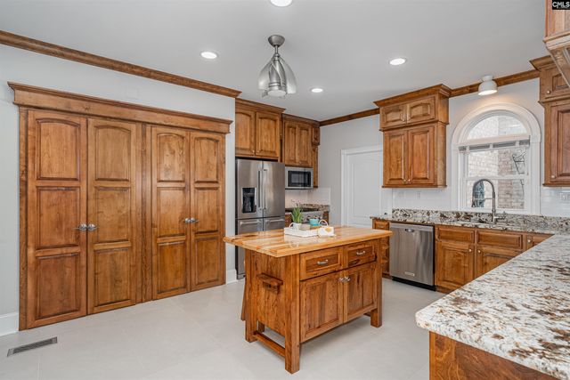 416 W Point Drive, Gilbert, SC 29054