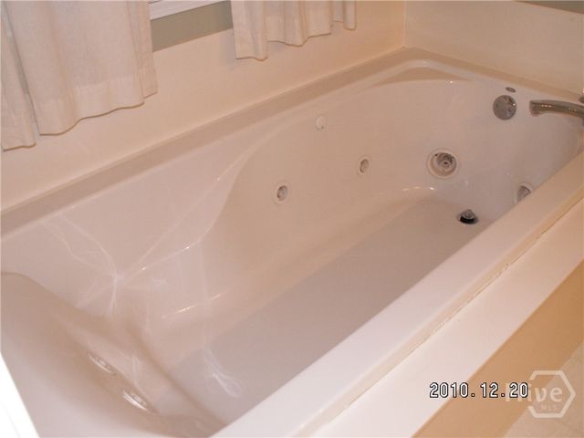 93 Egrets Way Lane, Richmond Hill, GA 31324