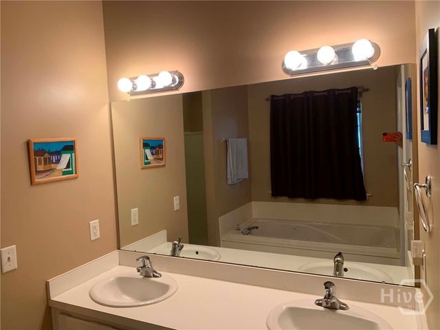 93 Egrets Way Lane, Richmond Hill, GA 31324