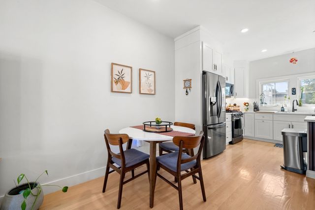 24 Bradshaw St 4, Boston, MA 02121