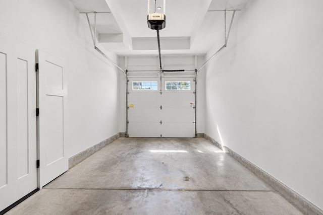 24 Bradshaw St 4, Boston, MA 02121