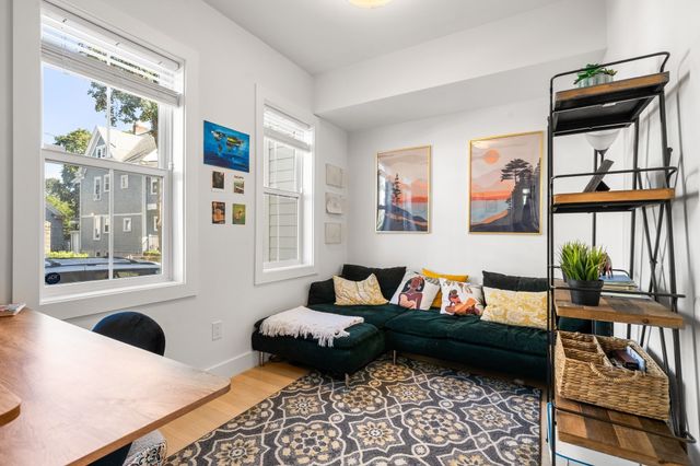 24 Bradshaw St 4, Boston, MA 02121
